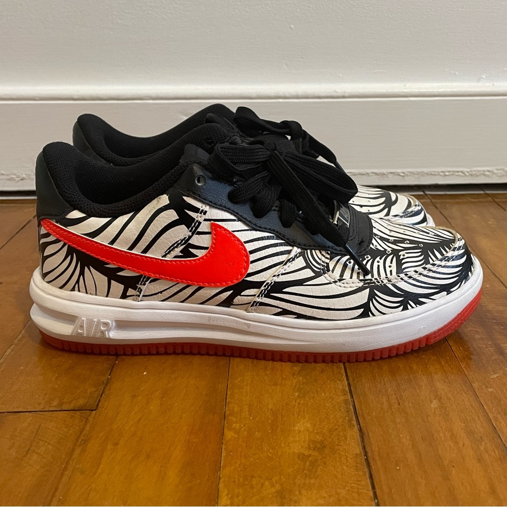 Nike Neymar Lunar Force 1